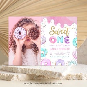 Sweet One verjaardagsuitnodiging Donut verjaardag bewerkbare Donut verjaardagsfeestje eerste verjaardag 1e verjaardag verjaardag meisje verjaardagskaart D001