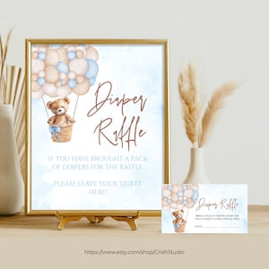 Tirage au sort de couches avec des ours en peluche et des signes de baby shower, des signes de table We can Bearly Wait, des signes de baby shower amusants, des jeux de baby shower T101