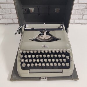 Vintage Typewriter Erika 10 Made in Germany one of the Finest Typewriters