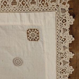 Vintage Greek Reticella Lace Hand Embroidered LINEN Tablecloth zdjęcie 5