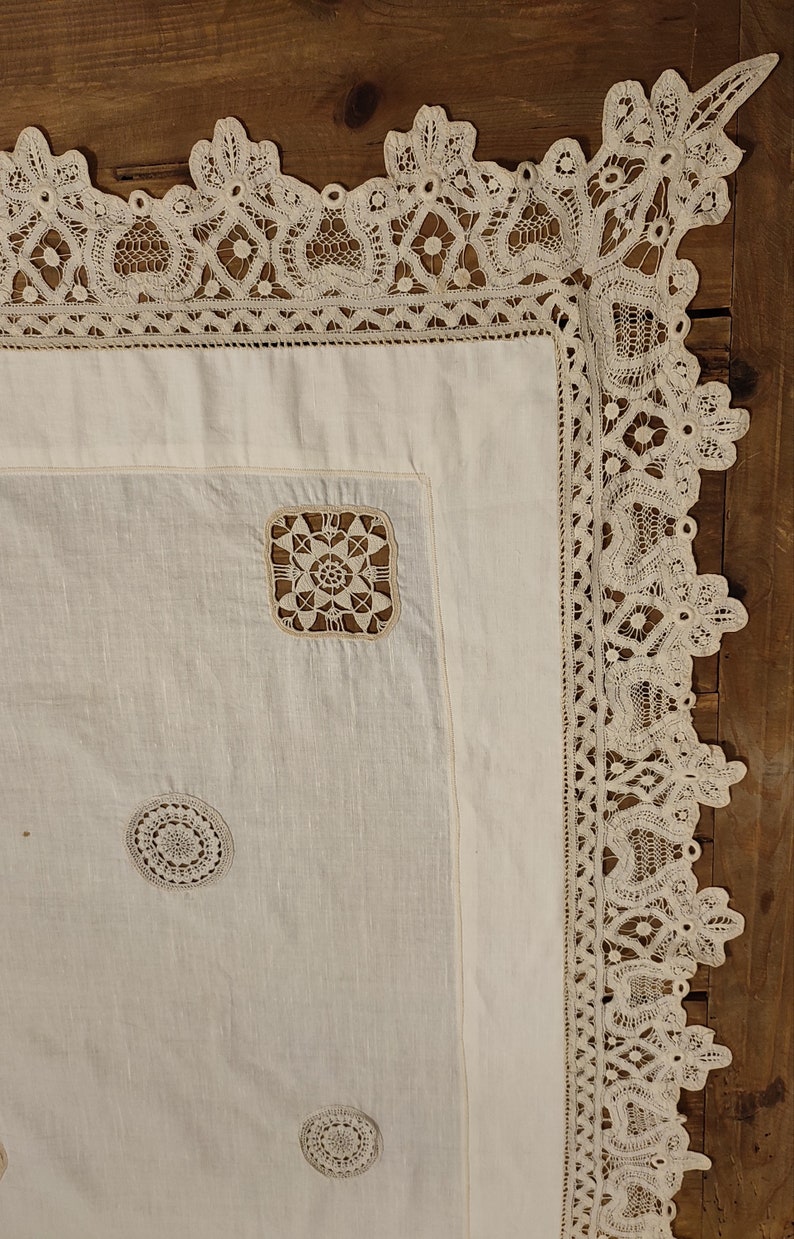 Vintage Greek Reticella Lace Hand Embroidered LINEN Tablecloth zdjęcie 5