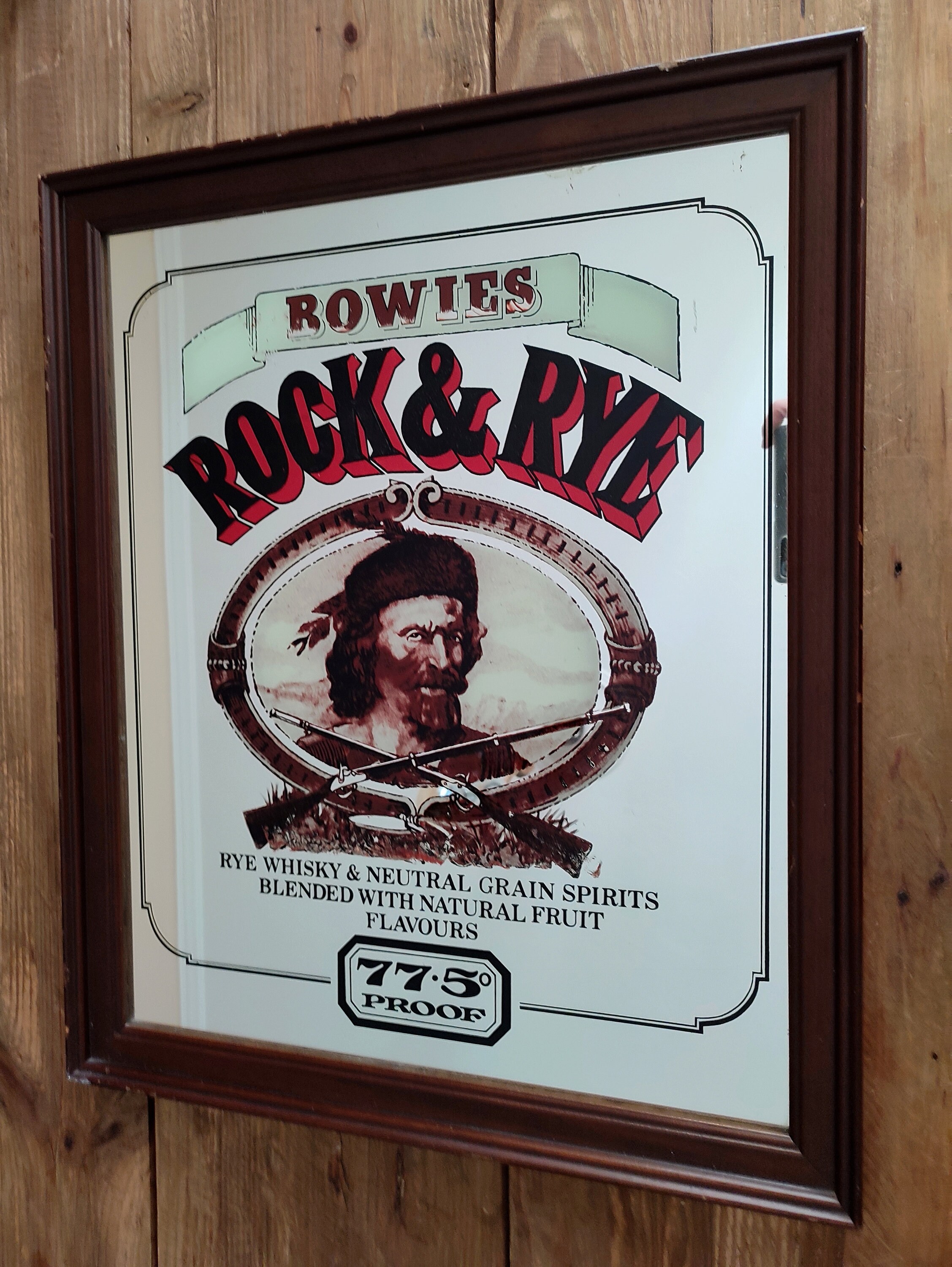 Pub mirror BOWIESROCK & RYE