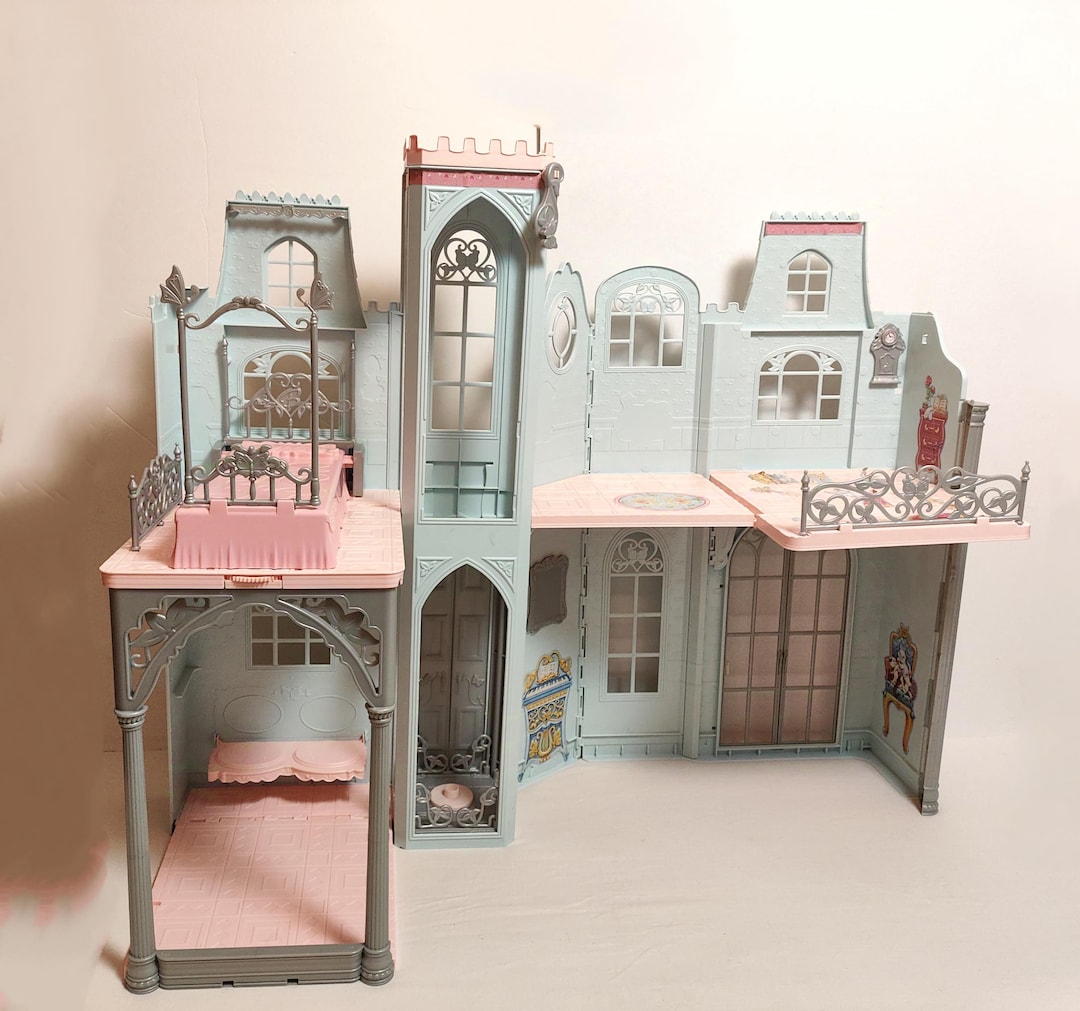 Toy Princess And The Pauper Doll House Toy Barbie Diamond Castle