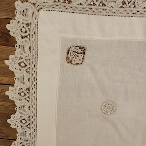 Vintage Greek Reticella Lace Hand Embroidered LINEN Tablecloth zdjęcie 4