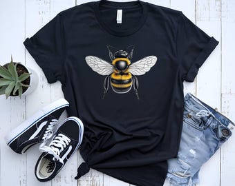 Bumble Bee Shirt: Realistic Bee Graphic Tee - Nature Lover Gift