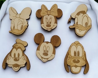 Set of Disney Wooden Pin Magnets - Mickey - Exclusive Brooch/Magnet - Housewarming Gift - Fridge Magnet - Kitchen Accessories - Home Decor