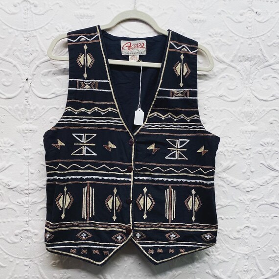 WENTA EMBROIDERED VEST