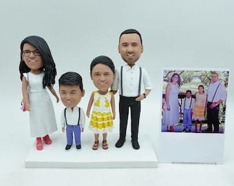 Personalisierte individuelle vierköpfige Familie, Wackelkopf nach Wunsch, individuelles Familiengeschenk, personalisierter einzelner Wackelkopf 17,5 cm, individuelles Familiengeschenk / Familienfigur