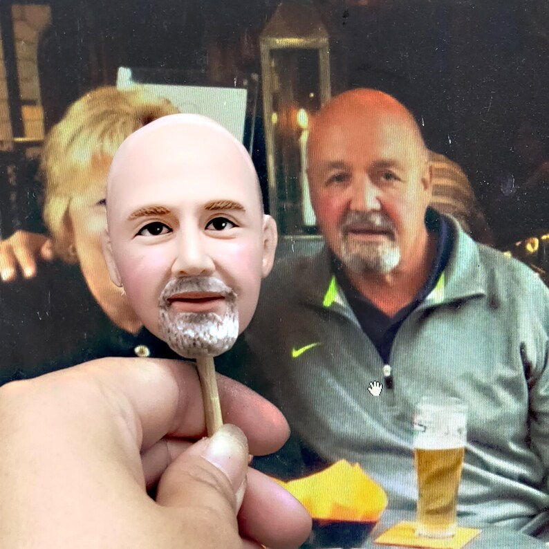 Abridor de botellas con cabeza personalizada: regalo personalizado para padrinos de boda imagen 5