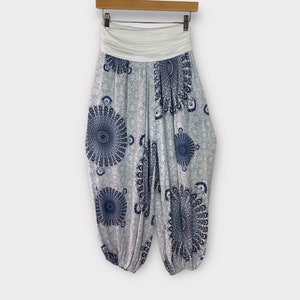 Pantaloni Harem Starburst Mandala leggeri, pantaloni yoga comodi, abbigliamento elastico per il tempo libero in taglia unica, pantaloni Boho, Festival Hippie, Vacanze Bianco