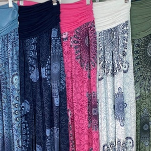 Pantaloni Harem Starburst Mandala leggeri, pantaloni yoga comodi, abbigliamento elastico per il tempo libero in taglia unica, pantaloni Boho, Festival Hippie, Vacanze immagine 2