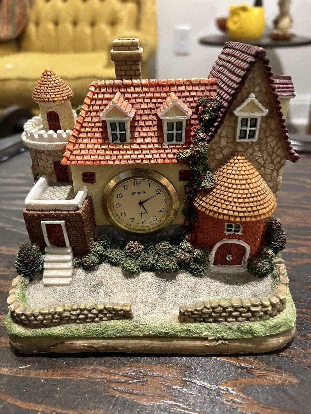 Lilliput Lane ☆ リリパットレーン Sore Paws 置物 リリパットレーン（Lilliput lane）商品一覧【公式】Handle