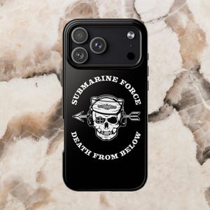 Funda resistente para iPhone negra con diseño de calavera de marinero de la Fuerza Submarina de los Estados Unidos, "Muerte desde abajo", "Servicio Silencioso"