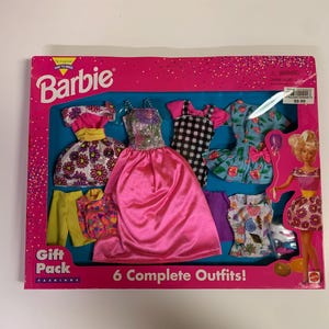Vintage Original 1995 Mattel Barbie 6 Complete Fashions Outfits Gift Pack #68073-96 New Old Stock
