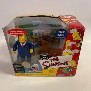 Vintage Springfield Town HALL-MAYOR Quimby World of Springfield Simpsons set New