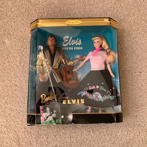Vintage Original 1996 Barbie Loves Elvis Gift Set Collector Edition Live On Stage w Guitar & Mic New Old Stock
