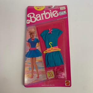Vintage Original Mattel Barbie 1990s Barbie Easy Living Fashions Dress #772 New Old Stock