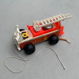 1968 Fisher Price Little People Fire Truck Engine 720 Wood Toy W/ Bell