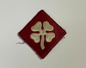 Vintage WW2 WWII US 4th Army Embroidered  Patch Clover On Red Original