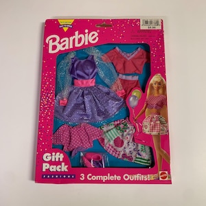 Vintage Original 1995 Barbie Mattel Gift Pack Fashions 3 Complete Outfits 68585 New Old Stock