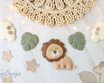 Lion garland / nursery decoration / baby room / wall hanging / nursery decoration