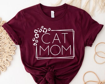 Cat Mom Shirt, Cat Mom T-Shirt, Mothers Day T-Shirt, New Cat Mom Gift, Gift For Mothers Day, Proud Kitty Mama Shirt, Kitty Mom Shirt