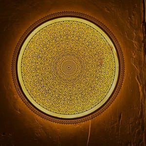 Handgjord marockansk mässingsvägglampa – Stor rund arabisk mönsterlampa