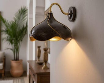 Aplique de pared marroquí de latón hecho a mano - Lámpara de pared de cobre oscuro martillado, lámpara de pared moderna de estilo bohemio chic, luminaria de lujo de latón antiguo