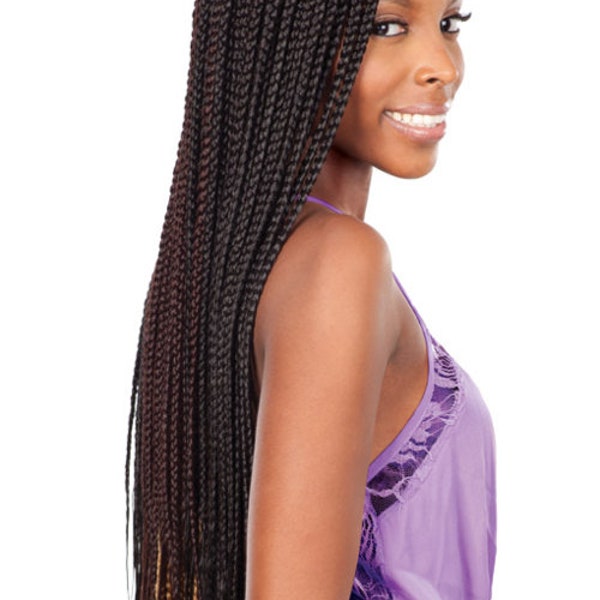 Freetress crochet hair -MEDIUM BOX BRAIDS