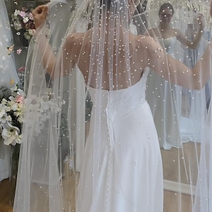Cascading Single Layer Waterfall Raw Cut Veil Embellished With Pearls