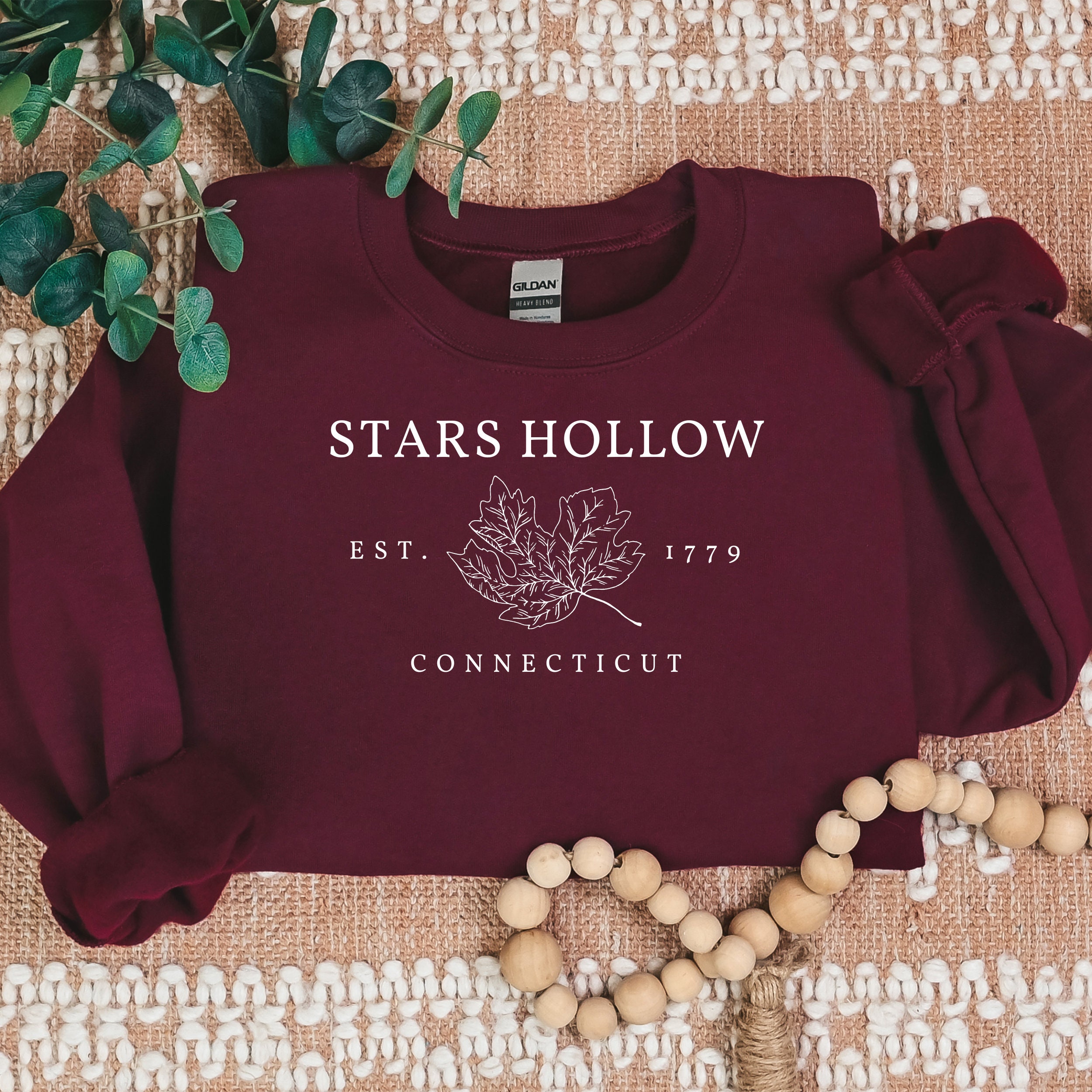 Embroidered Vintage Stars Hollow Connecticut Crewneck - Etsy