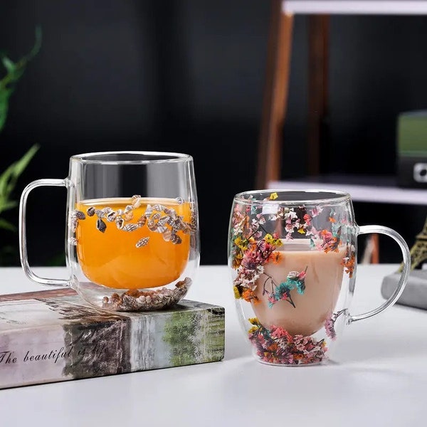 Tasse en verre personnalisée Fleurs sèches et conques d'escargots de mer Paillettes