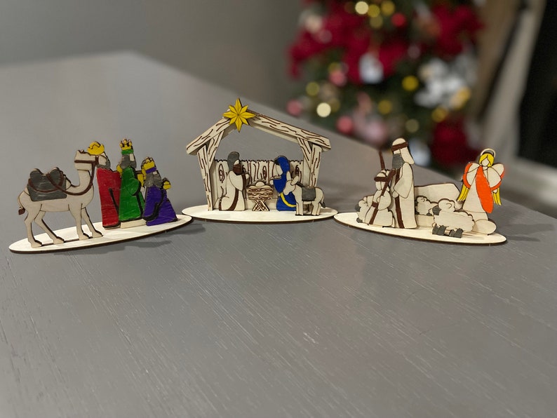 Color and Build Your Own Christmas Nativity, Wise Men, and Shepherds Stand Set image 2