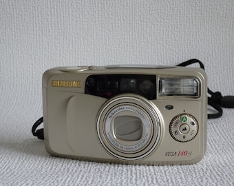 Samsung Vega 140s + strap