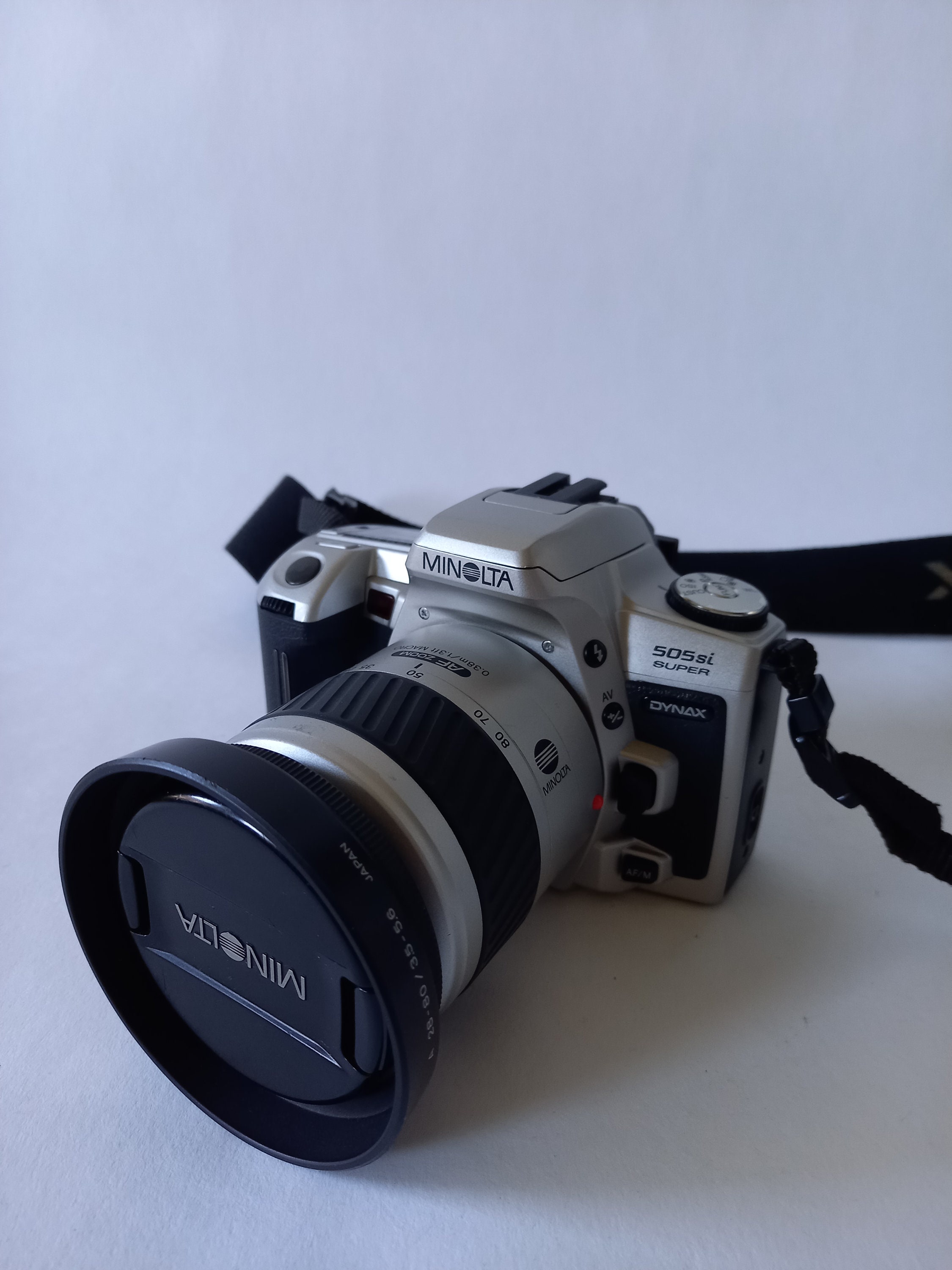 Appareil Photo Minolta Dynax 505 SI Avec Zoom 28/80 Mm – Bon état