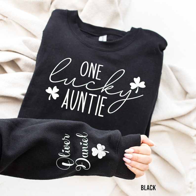 One Lucky Auntie Shirt, St Patty's Lucky Shirt, Shamrock Shirt, Lucky Tee, Patrick's Day Tee, Lucky Auntie T-shirt, St Patrick's Day Gift