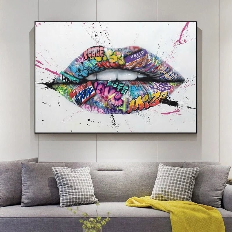 Red Lips Canvas Wall Art - Vibrant Home Decor for a Bold Statement –  GraffitiWallArt