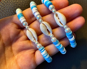 Sea Vibes Cowrie Shell Bracelet