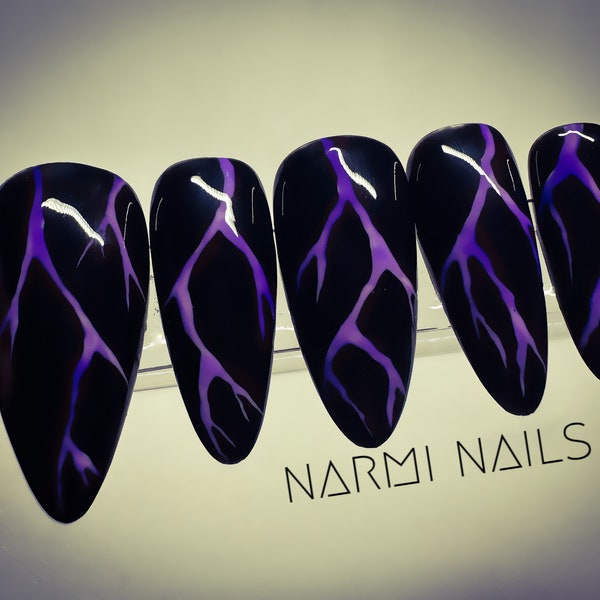 Lightning Purple Black Short Almond Presson Nails, Press on Nails Lightning, Fake Nails Tips, Custom Presson Nails Set, Glue on Nails