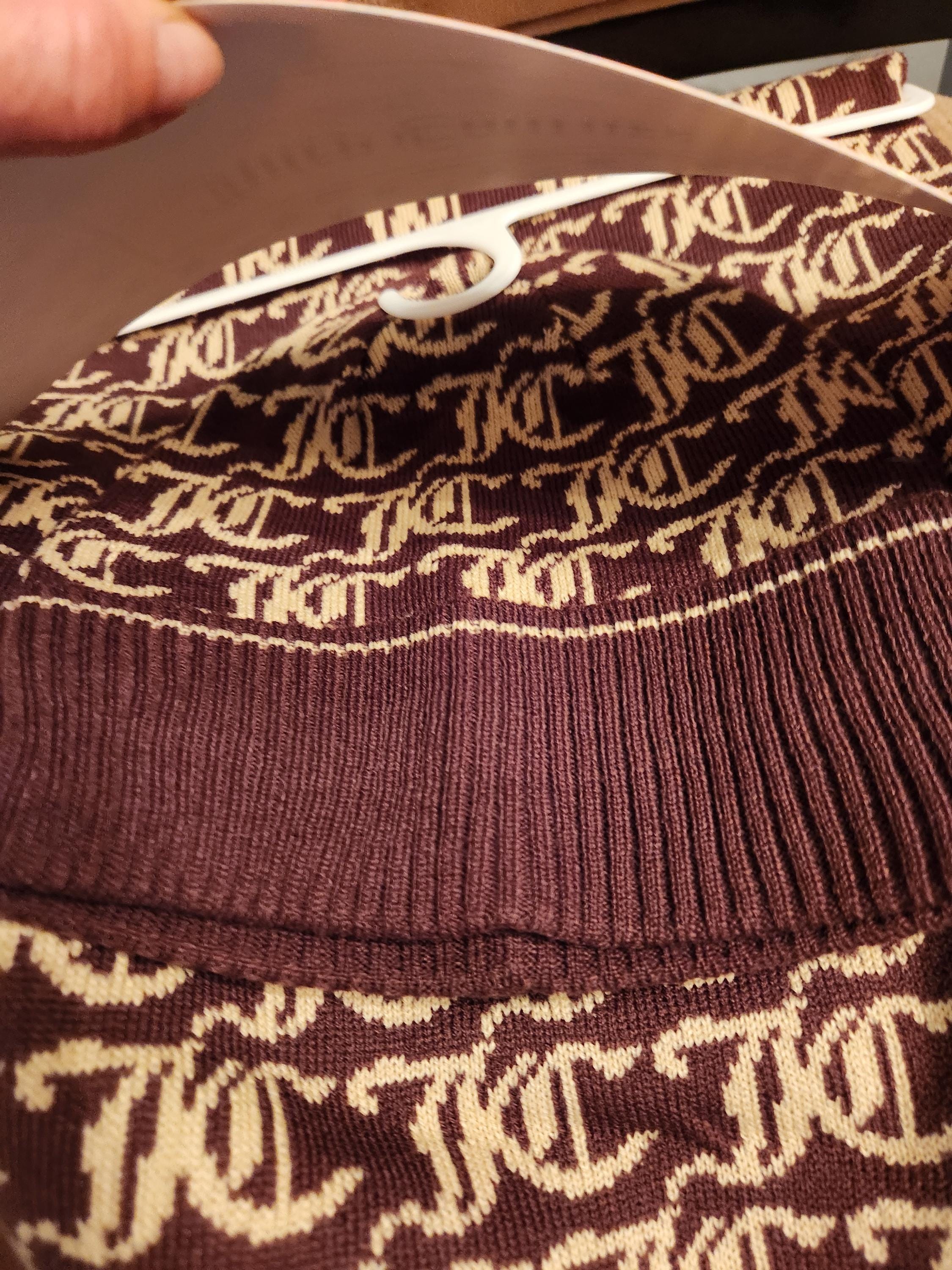 Juicy Couture 2 Pieces Gift Set: Knit Hat and Scarf Brown