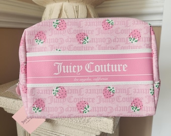 JUICY COUTURE large travel cosmetic bag pink white makeup bag Gothic logo all over the purse