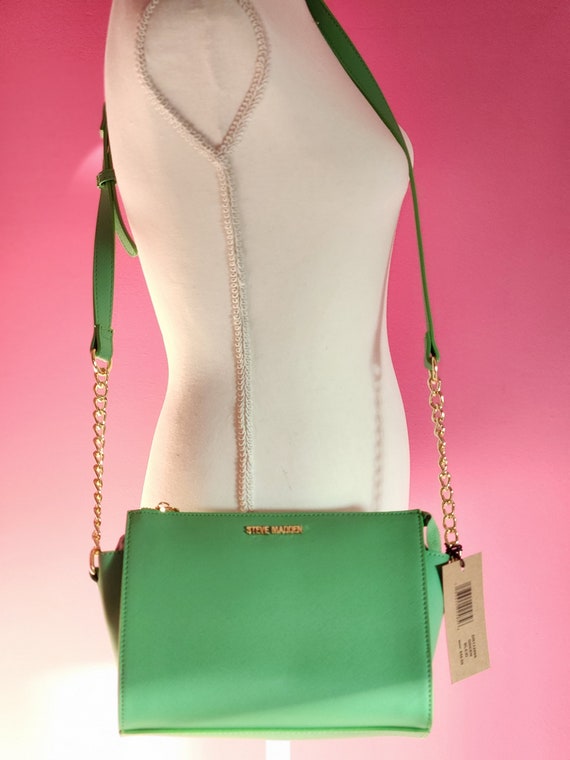 Fashionable bag olive green colour - Books - 1763325040