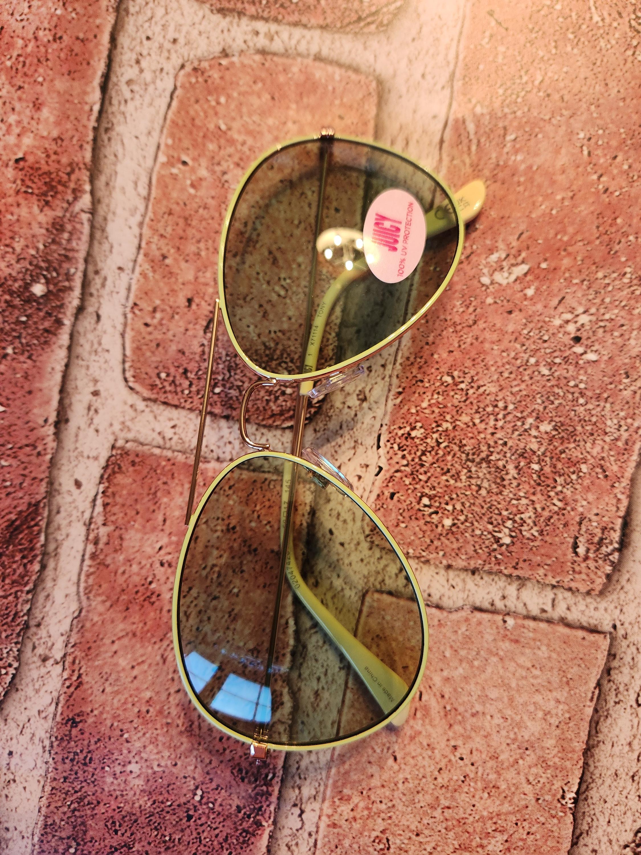 Juicy Couture Green and Yellow Sunglass Amazon.com: Juicy Couture Female Sunglass style JU 603/S  main image 3