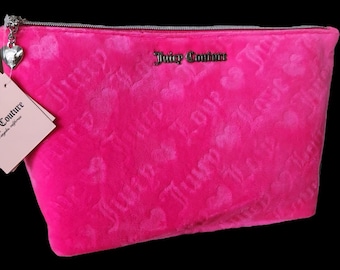 Juicy couture travel cosmetic bag hearts and logos all over the bag large makeup orginazer case bright pink tote