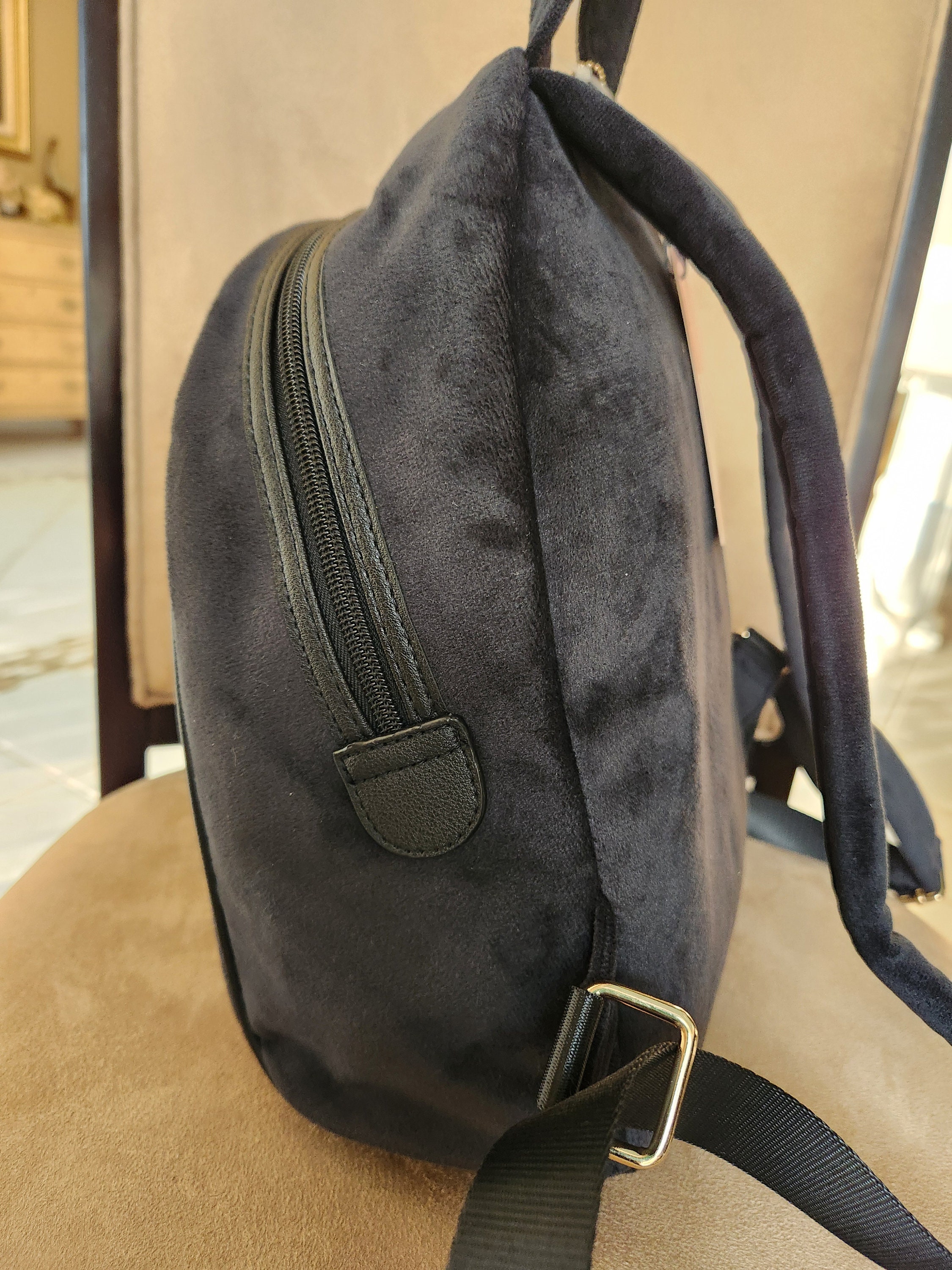 Juicy Couture Liquorice Black Velvet Big Spender Backpack  display picture 2