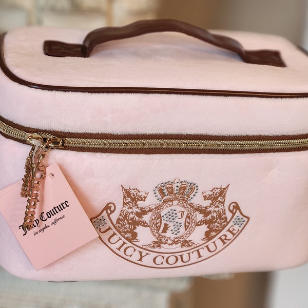 Juicy couture travel cosmetic bag light pink with brown details and gold hardware velvet orginazer case dog crown logo accent handbag