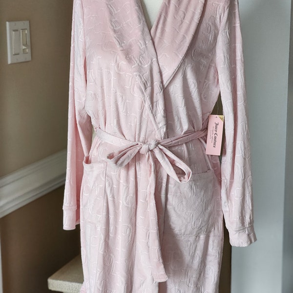 Juicy couture pink old eng jc logo embossed soft and lightweight robe S/M feminine lounge wear