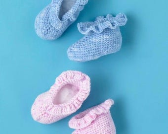 Baby Booties Crochet Pattern,Ruffled Newborn Shoes (PDF Download)
