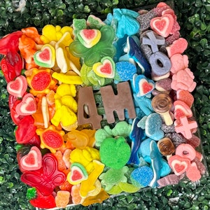 Custom Gummy Candy Board – Premium Acrylic Tray for Parties & Gifts