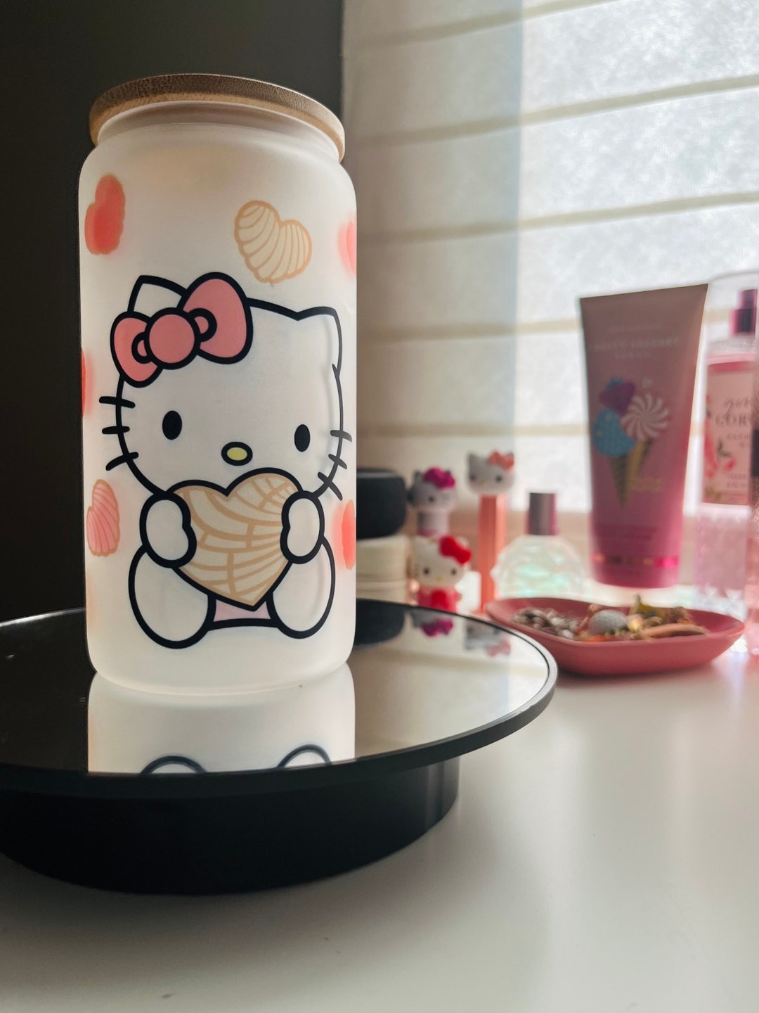 Hello Kitty Concha Glass Cup - Etsy